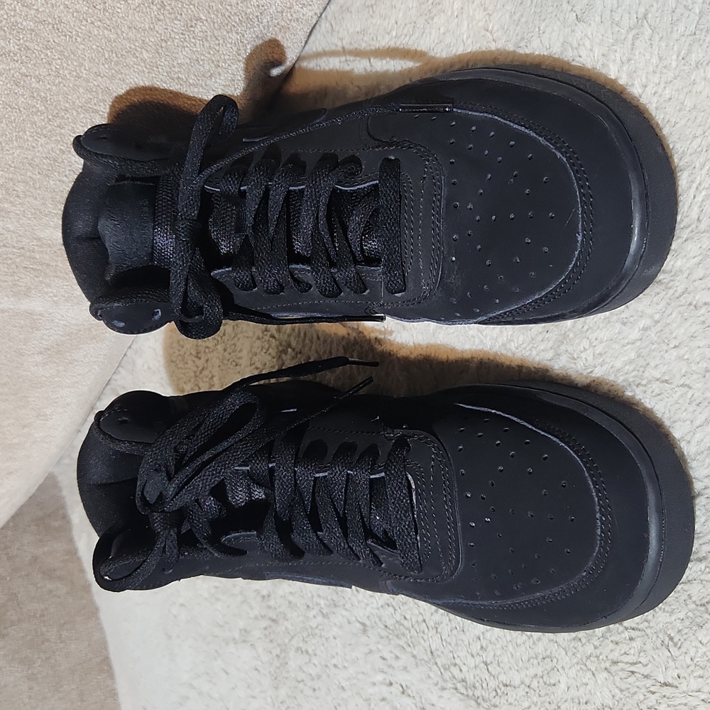 NIKE AIR FORCE 1  Men's All-Black High-Top Size 9 - Picture 2 of 9